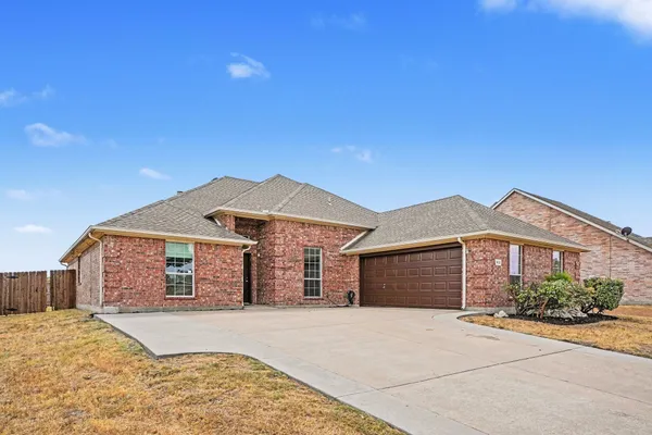 102 TROY LN