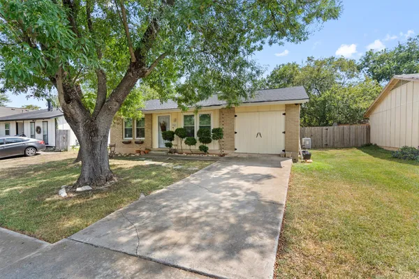 3303 PLANTATION RD