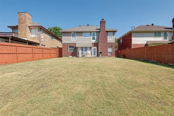 8914 GREENWOOD TRL