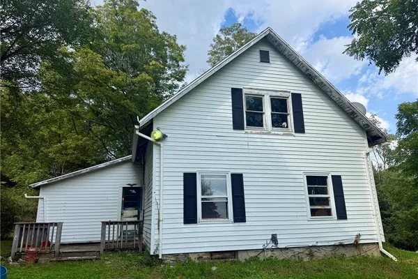 10259 AVERY HOLLOW RD