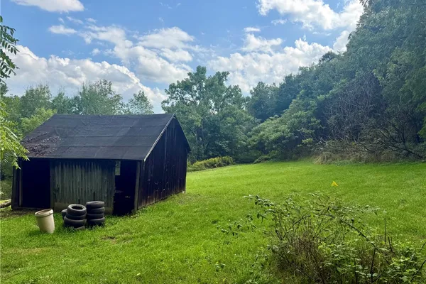 10259 AVERY HOLLOW RD