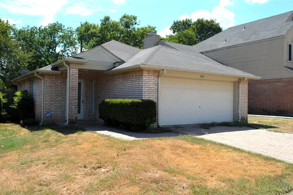 532 MAJESTIC PARK LN