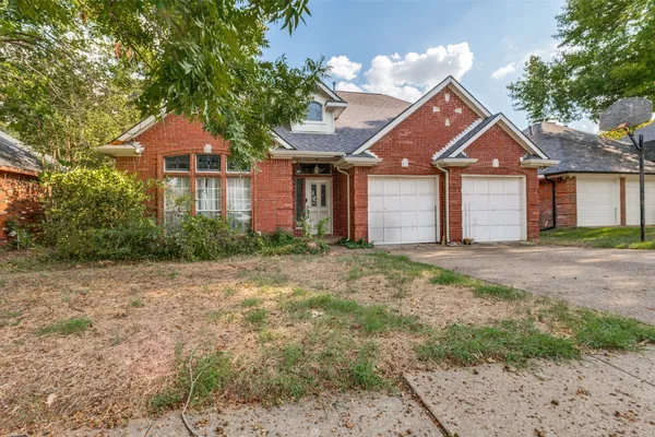 3312 PAINT BRUSH LN