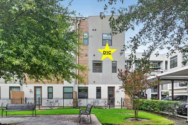 2401 CRAWFORD ST D1C