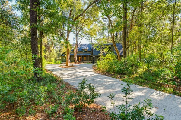 173 BULL POINT DR
