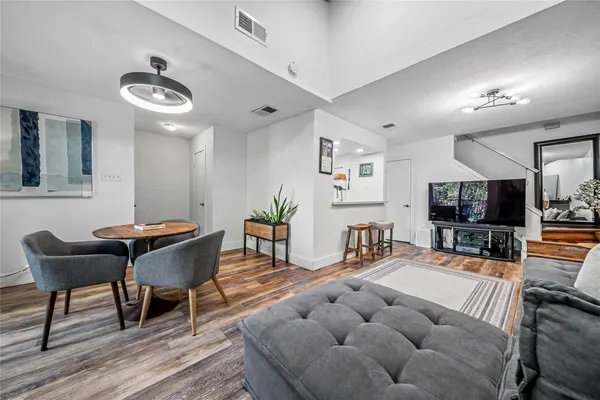 4777 CEDAR SPRINGS RD 3Q