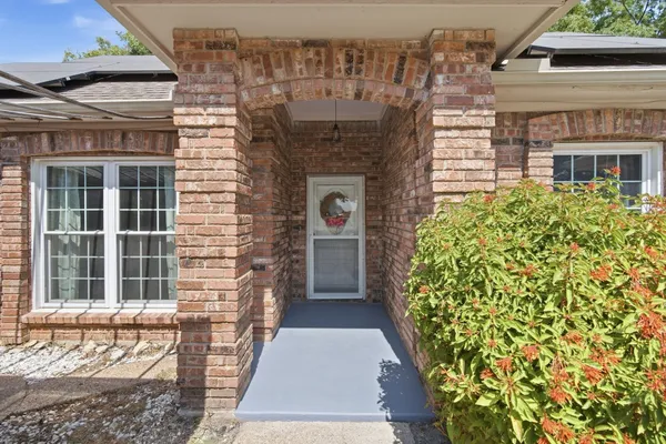 1708 WILLOW VALE DR