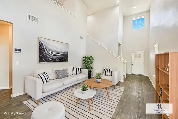3417 COUCH DR