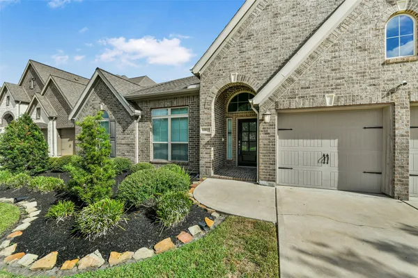 13615 IMPERIAL ISLAND LN
