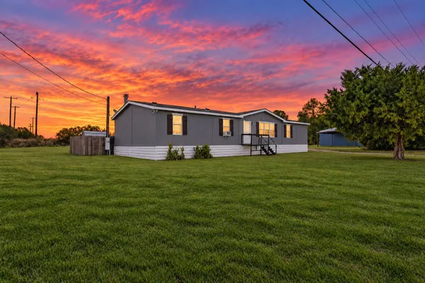 208 RHETT CT
