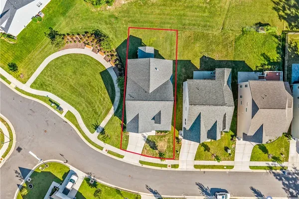 8819 ROBERTA RD