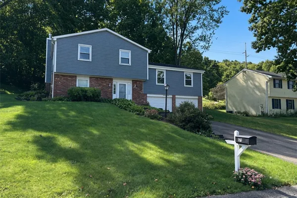171 OAKDALE DR