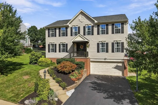 128 BRIGHTON LN