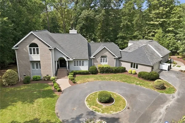 17 QUAIL RUN DR