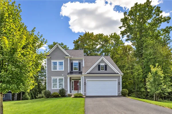 112 FOXTAIL CT