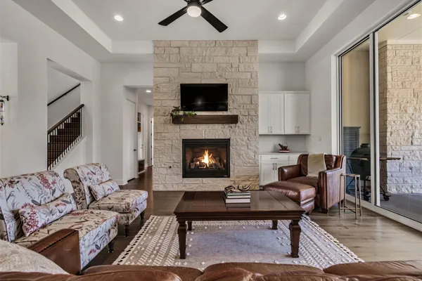 120 ONION CREEK LN