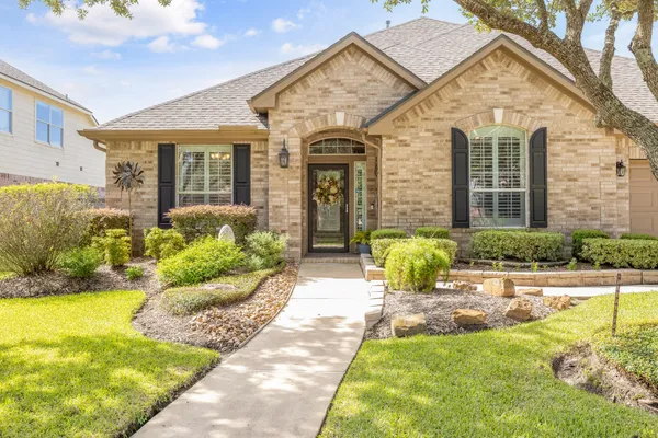 3309 CASTLE CREEK CT