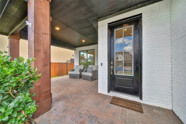 115 OAK ESTATES DR