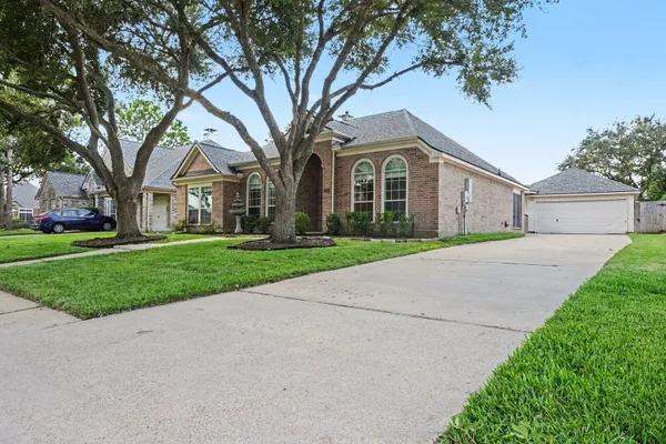2892 MORNING POND LN