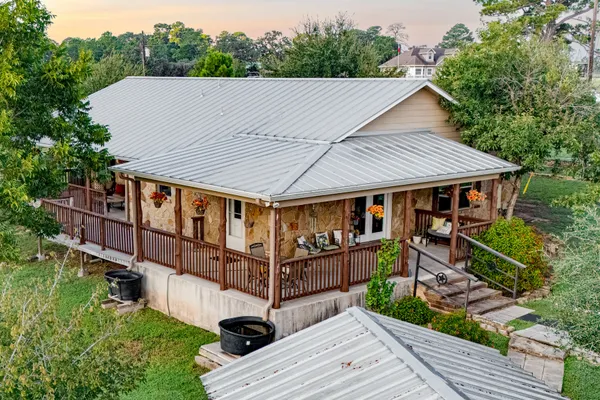 119 SADDLE CT