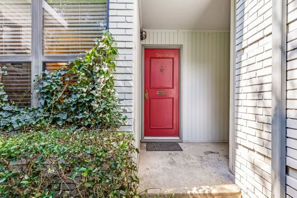 5019 N HALL ST 5019