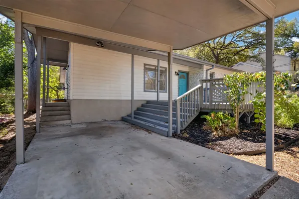 2703 PRINCETON DR
