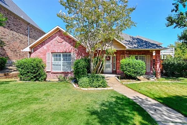 1229 JEANETTE WAY