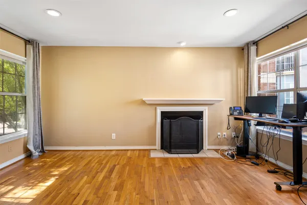 3100 COLE AVE 206