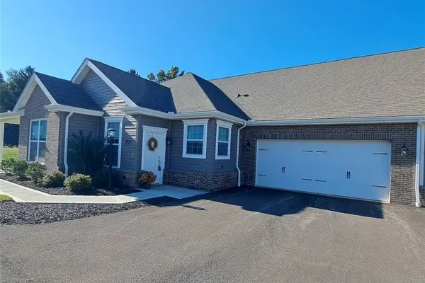 124 INDEPENDENCE DR