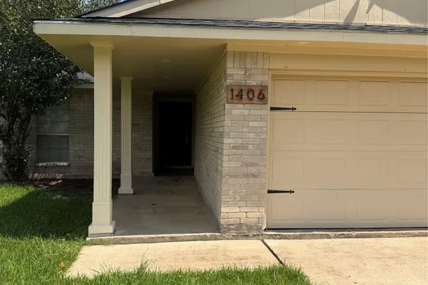 1406 ASHWOOD DR