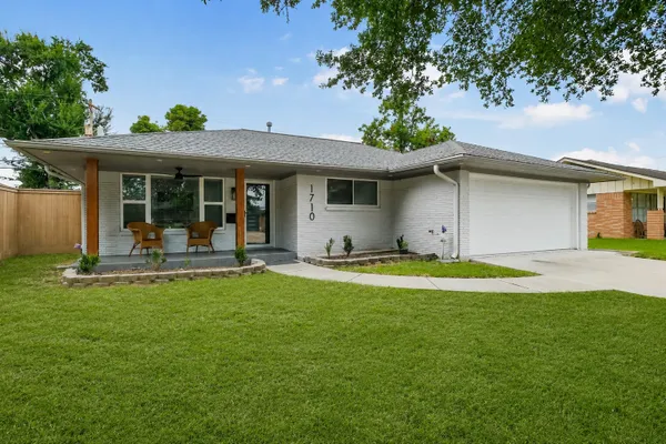 1710 WILLOWBY DR