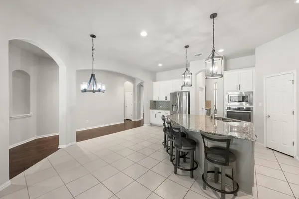 865 CATALINA LN