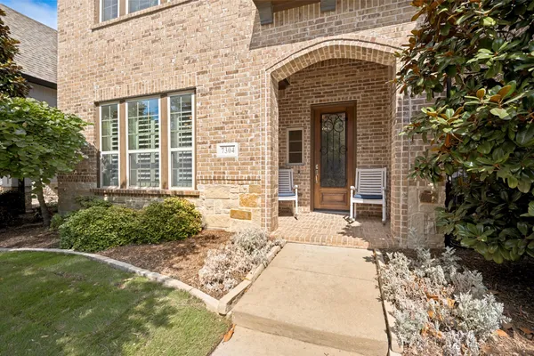 7304 SAN SABA DR
