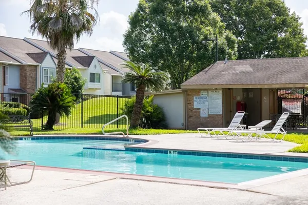 9517 FONDREN RD