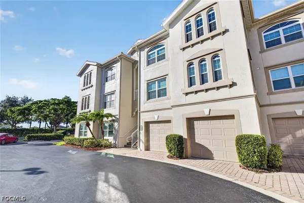 15655 OCEAN WALK CIR 301