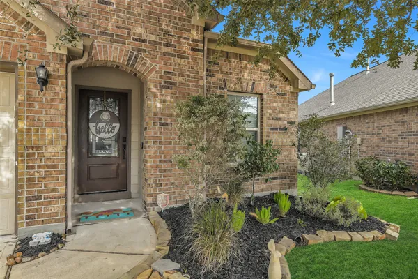 23710 WALNUT MAZE CT
