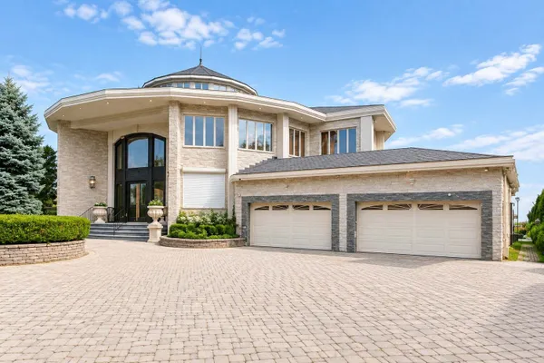 150 NICOLOSI DR