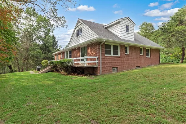 4940 NORTHLAWN CIR