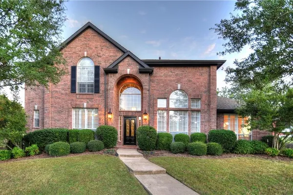 1531 PARKSIDE CIR