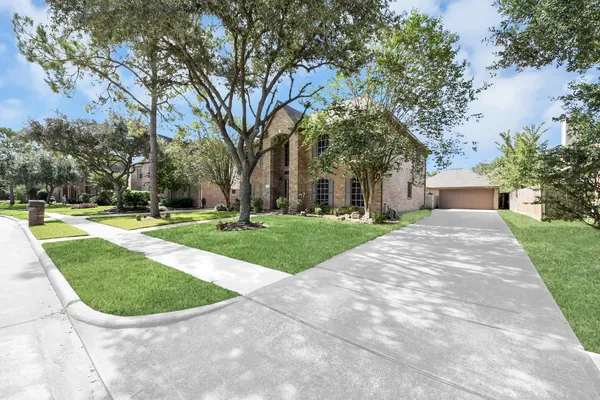 1408 N PINE ORCHARD DR