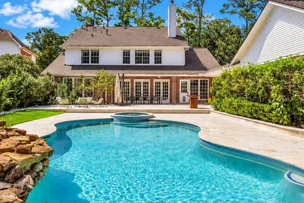 23 E SHADY LN A