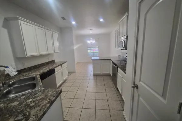 12153 NUFFIELD CT