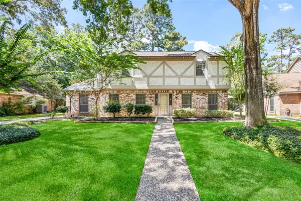 5702 VESTAVIA DR