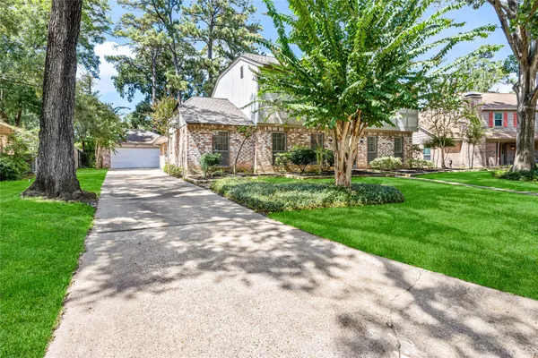 5702 VESTAVIA DR