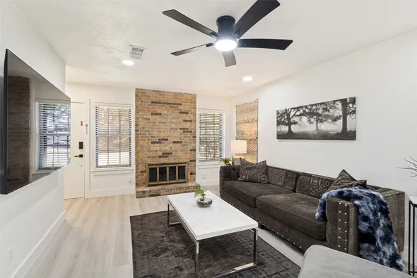 10635 STONE CANYON RD 19