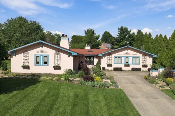 1803 S VILLA DR