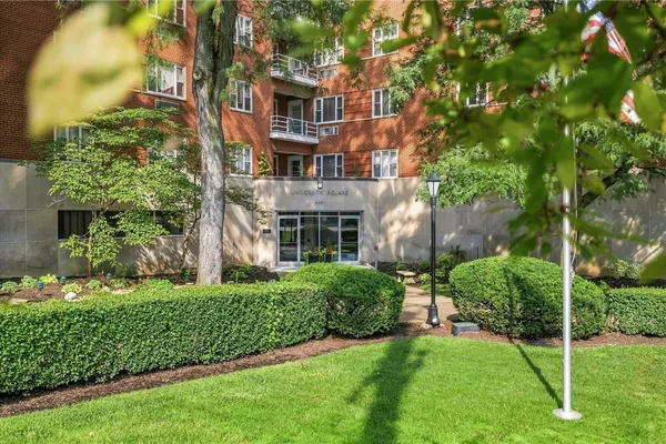 4601 FIFTH AVE 621