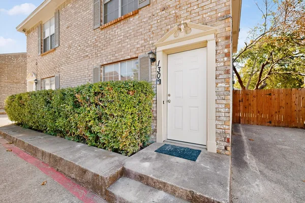 130 GRAYSTONE PL