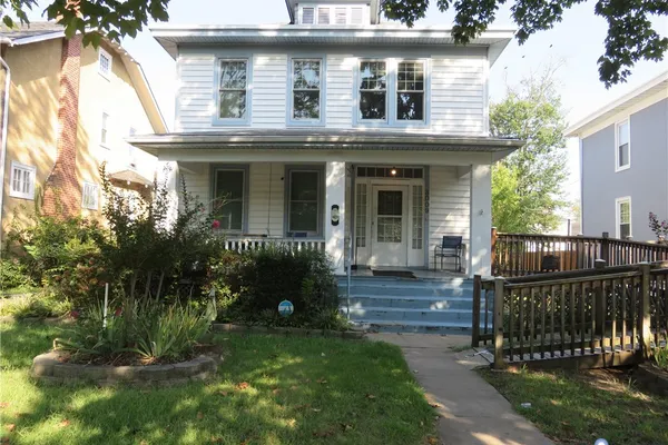 3009 EDGEWOOD AVE