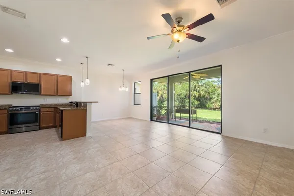 15346 SUMMIT PLACE CIR 161